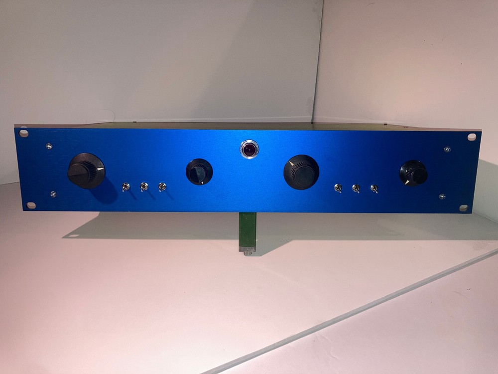 Vintage / Custom Microphone Preamp Case with extras DIY Trident Neve API Quad