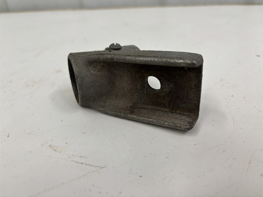 Luscombe Model 8 Maule Tail Wheel Mount Bracket