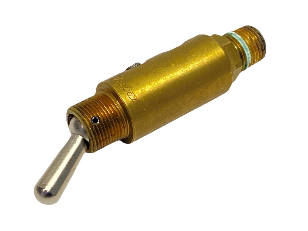 Clippard I5-2 Pneumatic Toggle Valve 2-Way