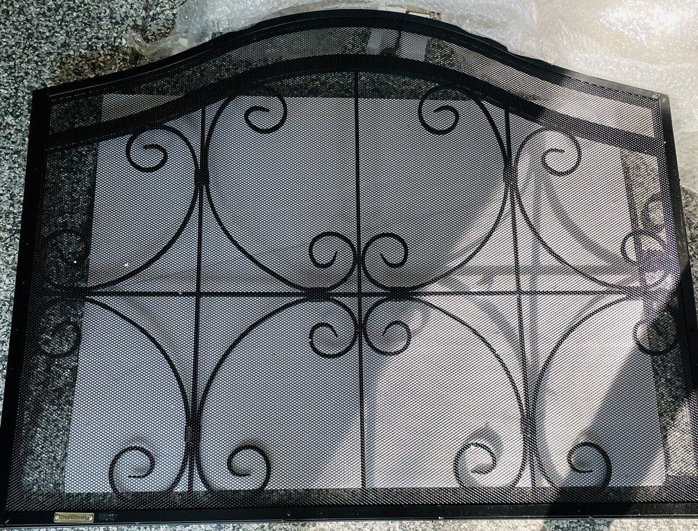 Plow & Hearth Small Crest Flat Guard Fireplace Screen, Solid Wrought Iron Frame