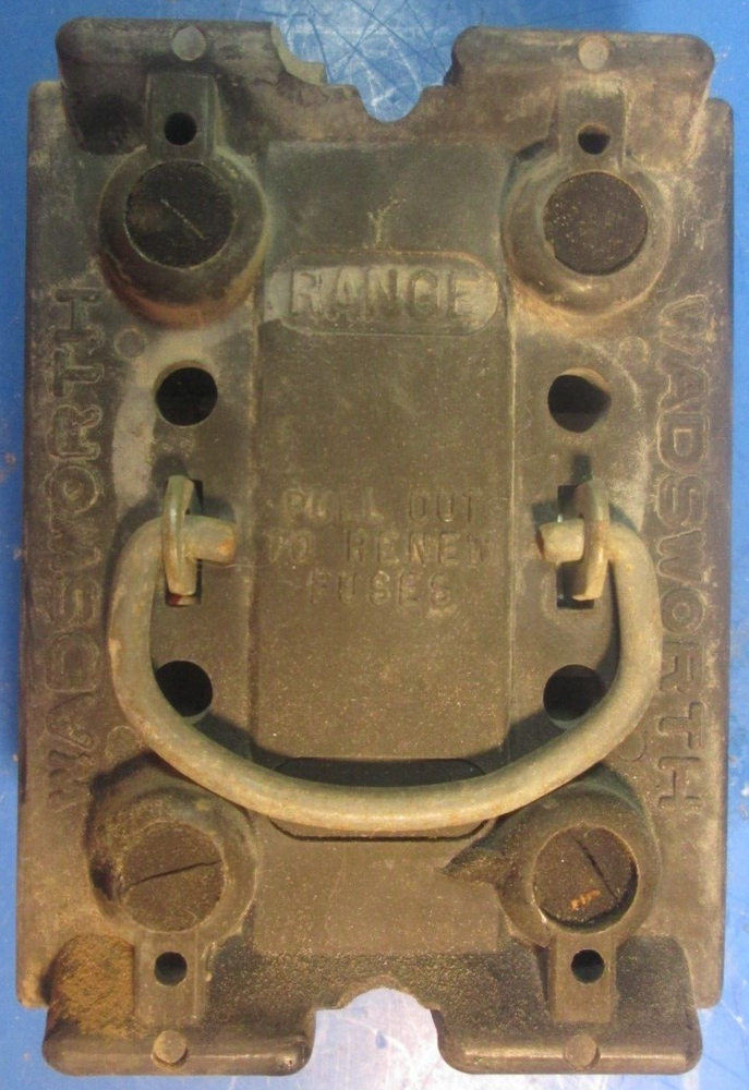 Wadsworth 60 Amp 240 Volt Fuse Panel Pull Out