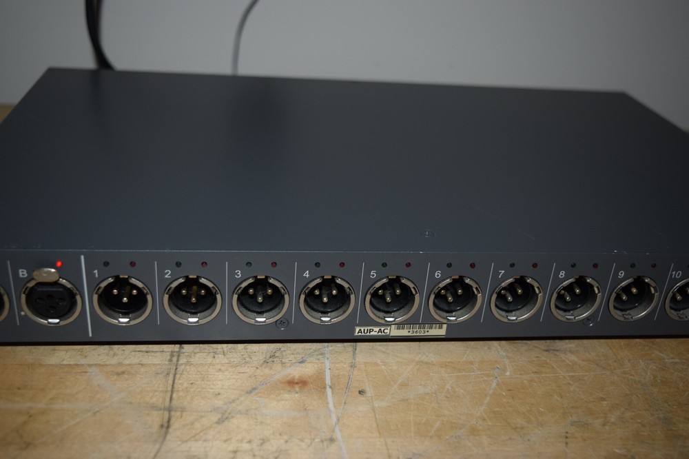 Audio Precision SWR-2122M Output Switcher