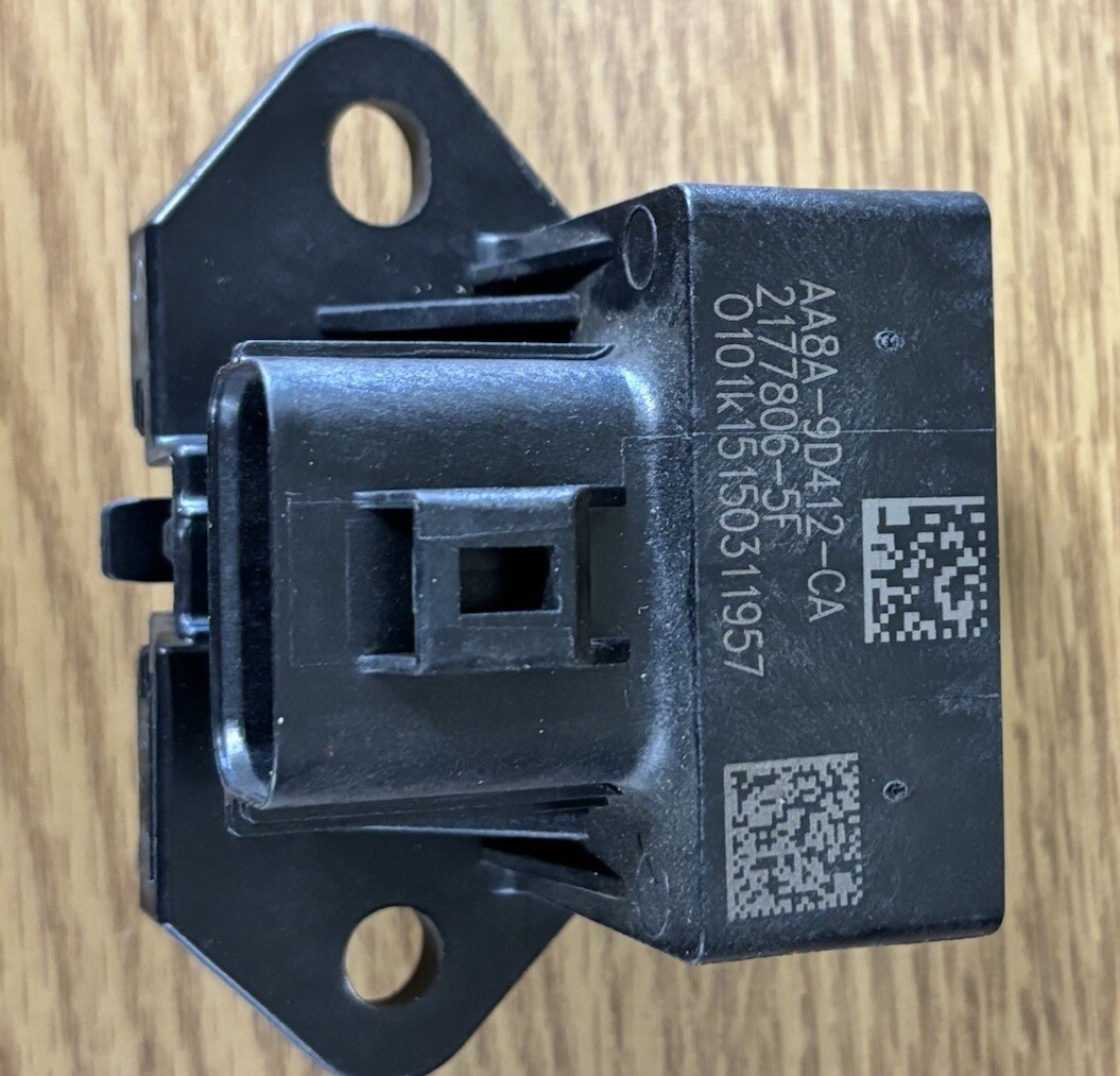 12-14 Ford F150 Fuel Pump Control Module OEM AA8A-9D412-CA