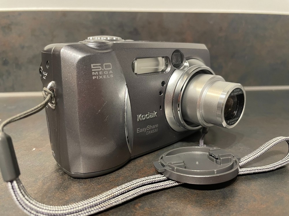 Kodak EasyShare DX4530 Digital Camera 5.0MP, Tested & Working