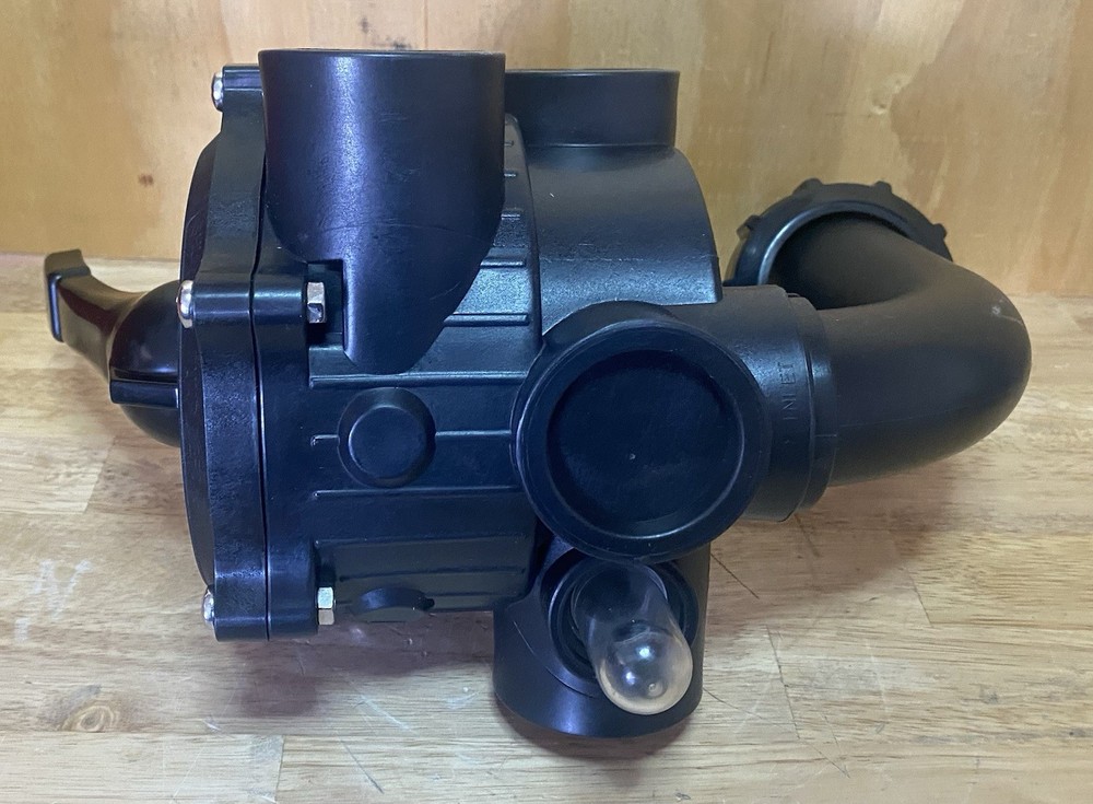 Vari-Flo 1-1/2 Inch Multiport Valve “ Never Used “