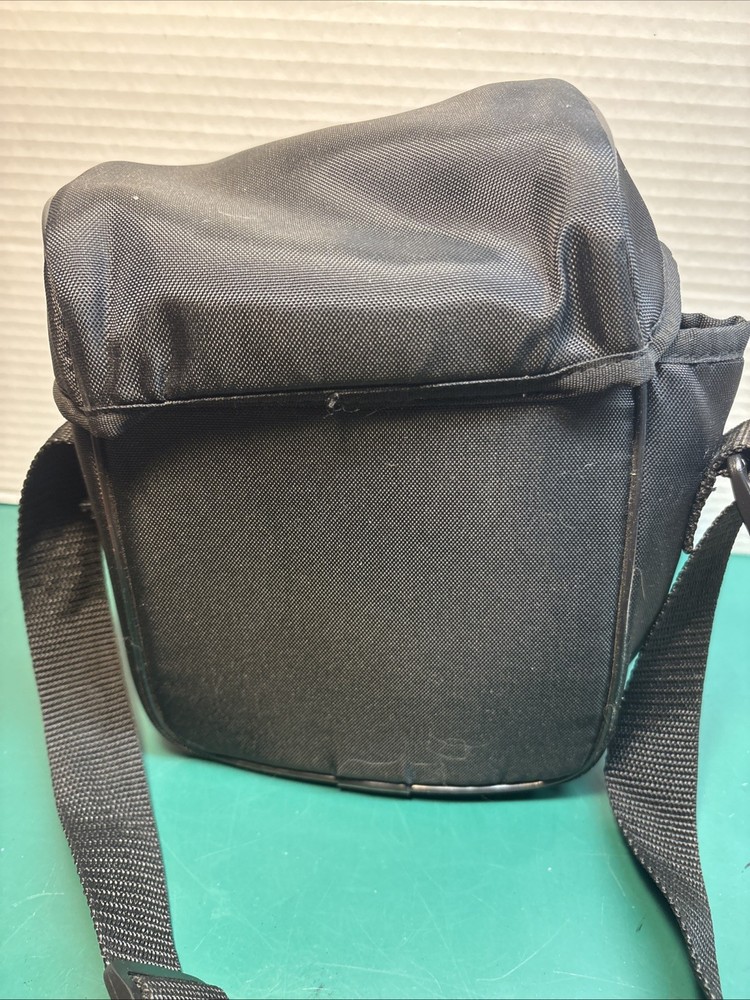 Case It CD Disc Black 7" Zippered Case Wallet Strap Pocket For CD Player