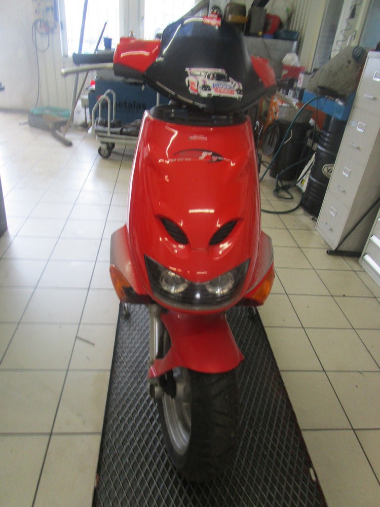 E7 Aprilia SR 50 Speedometer