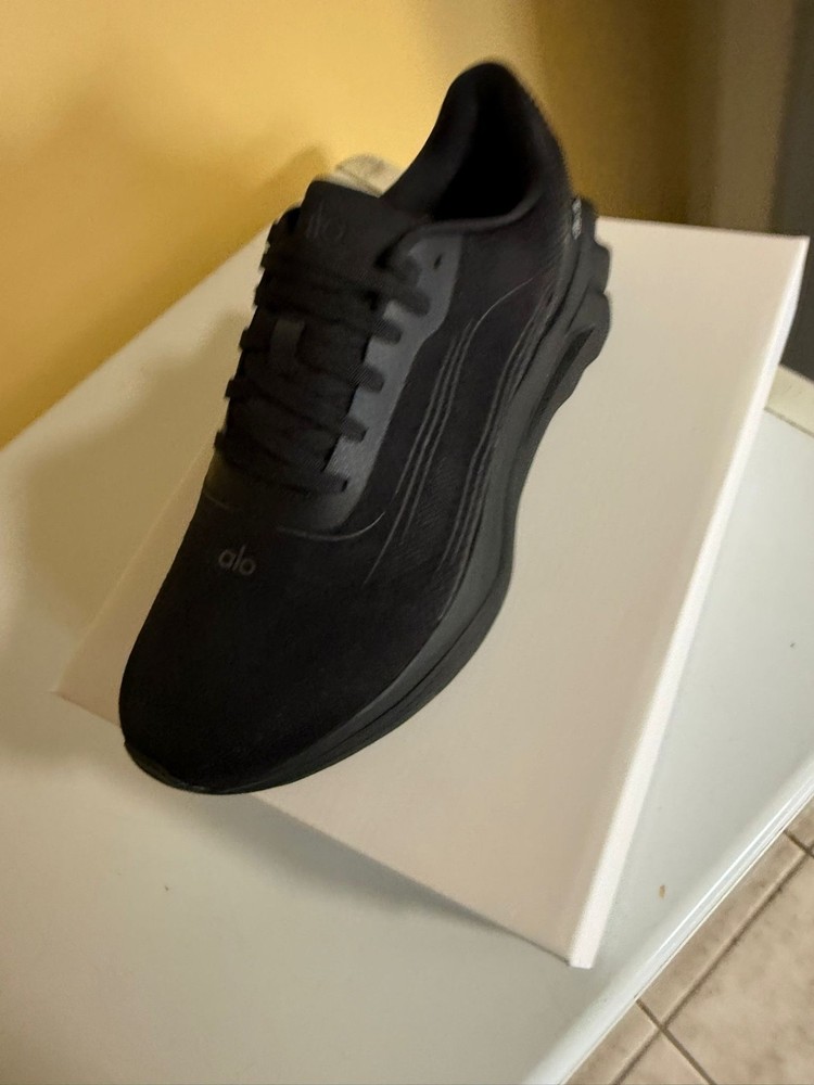 alo runner black/black