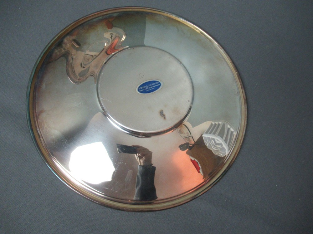2 Reed & Barton Silver Plated Round Plates w/Insert - #1207 - aa6 sb
