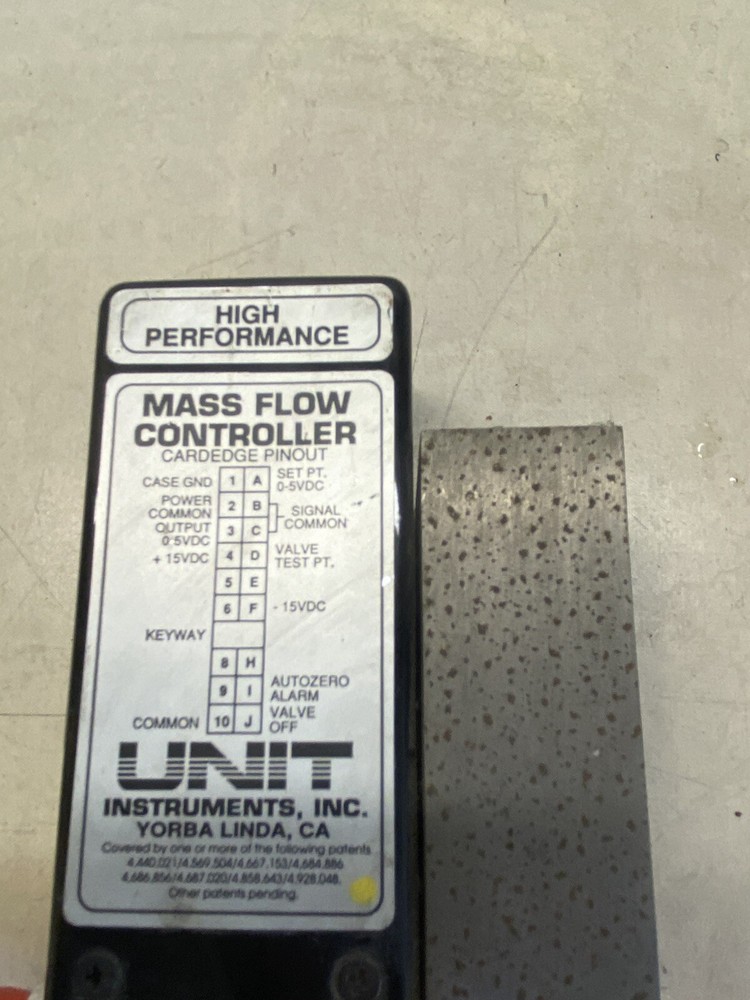 Unit UFC-1100A Mass Flow Controller HE 6 SLM