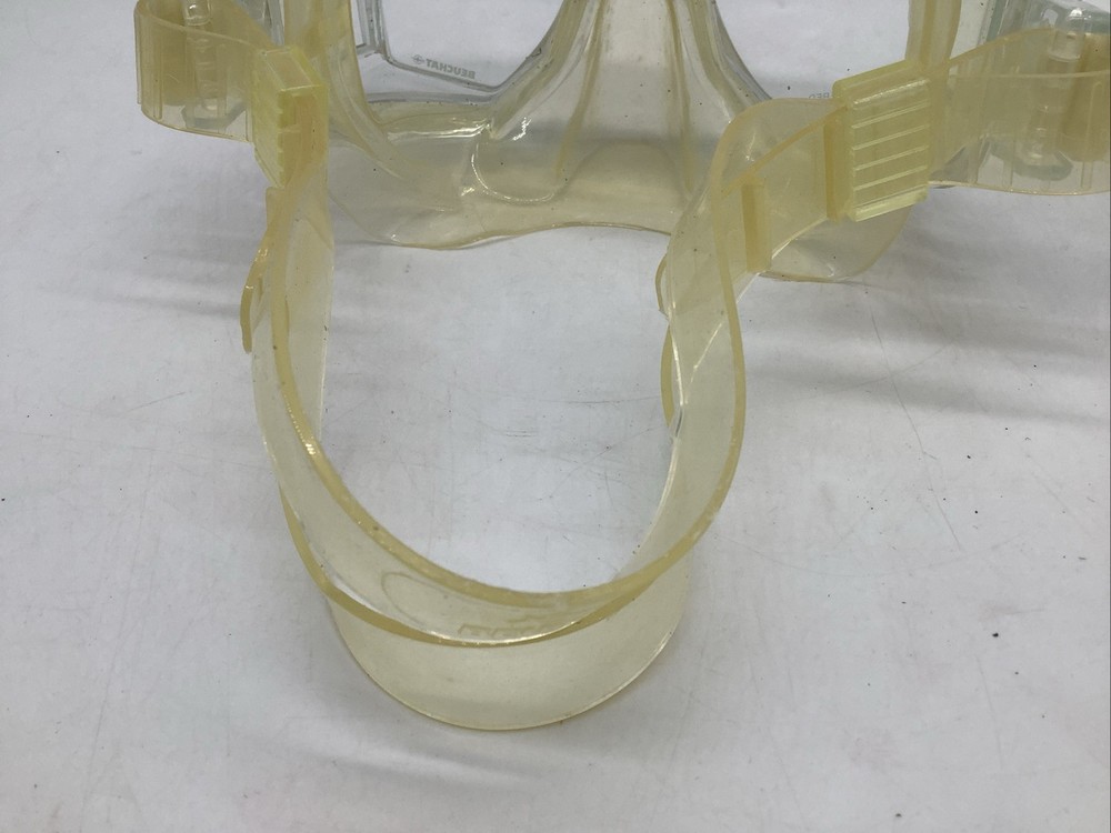 Beuchat Maximo 2 Underwater Scuba Mask - Clear with Case