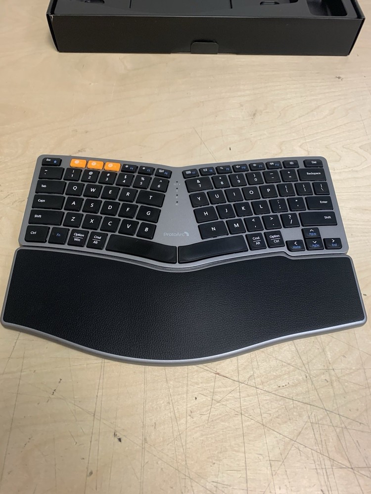 Proto Arc EKM04 Mini- Wireless Combo - Keyboard & Mouse Combo USED