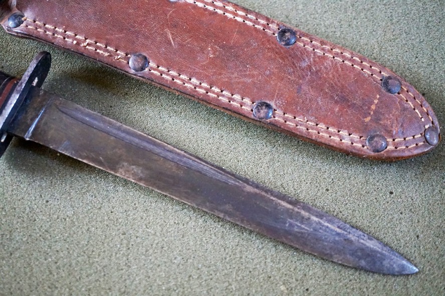 WWII WESTERN BOULDER COLO. L77 Commando Combat Fighting Knife