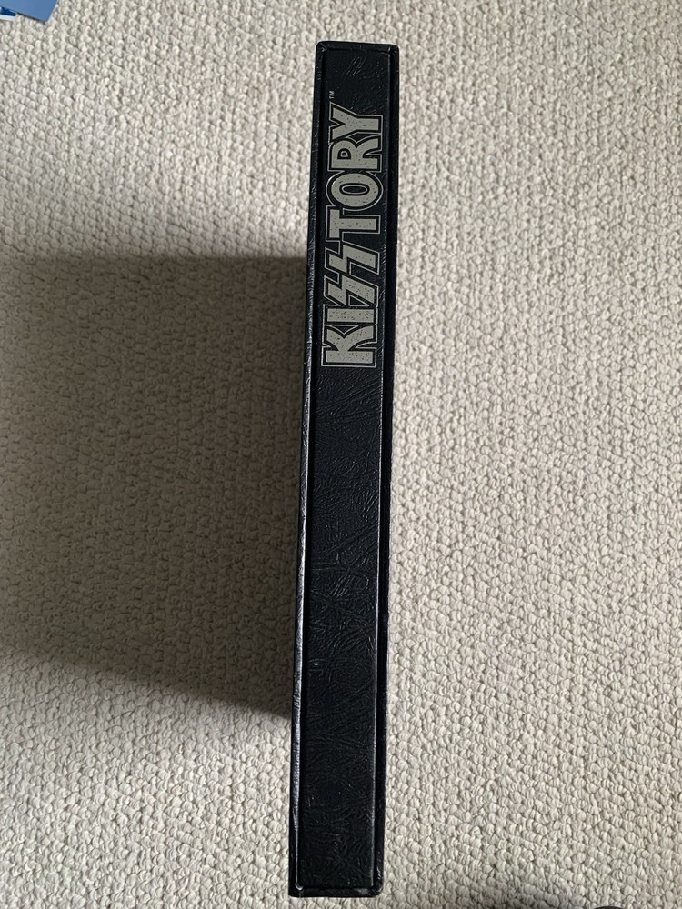 KISSTORY AMAZING+HUGE HARDCOVER BOOK INCREDIBLE PICTURES+ARTICLES KISS