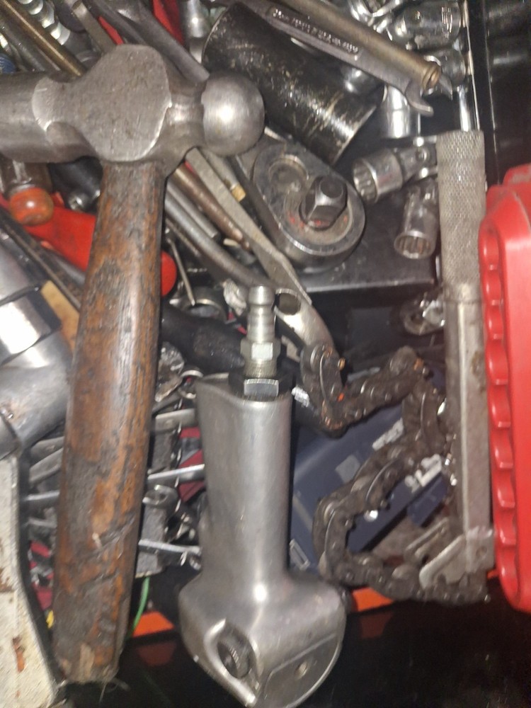 Snap on Tool Box 11 drawer FILLED WITH TOOLS