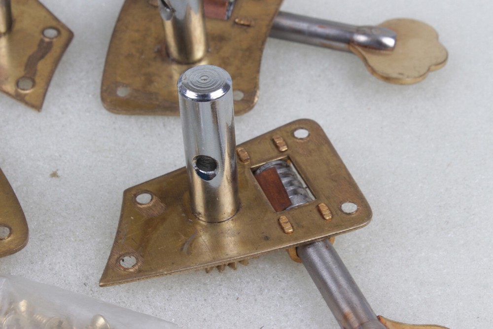 New 1set 4/4 Cello Peg String Winder Conjoined Brass machine Head cello Pegs