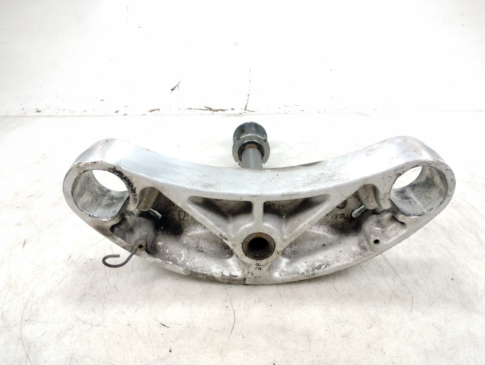 1999 99 Victory V92 V92C Lower Triple Tree Steering Stem Clamp Mount