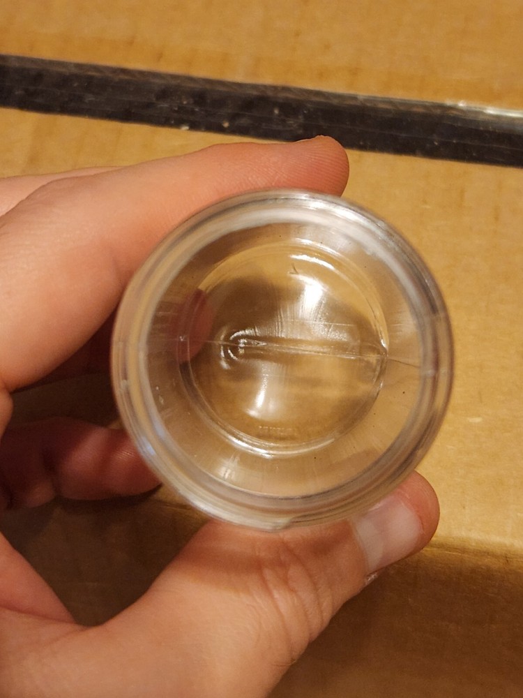 32 Count 4 oz Clear Plastic Spice Container with Black Cap Shake Dispenser