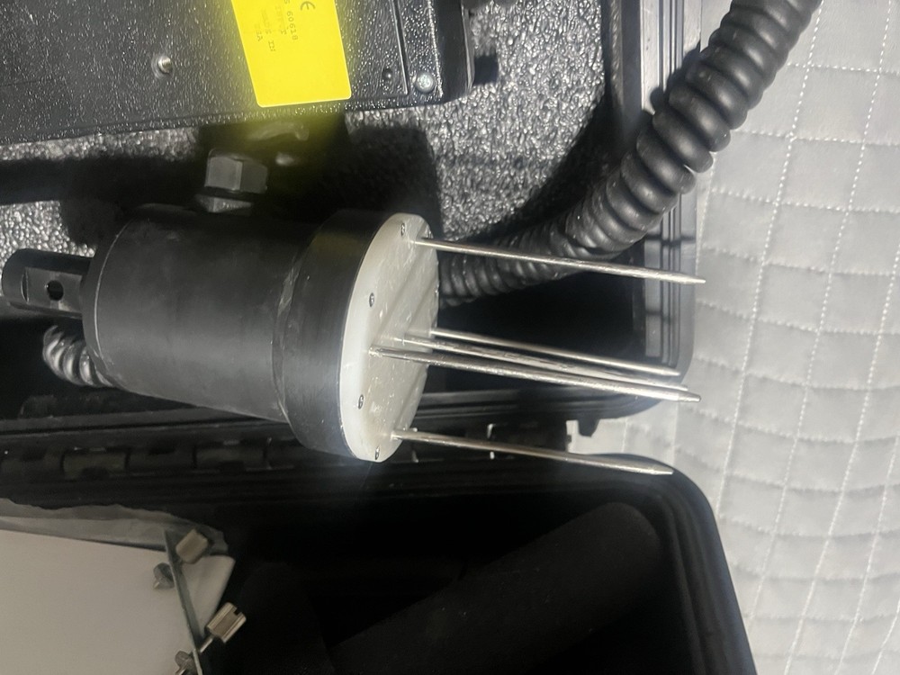 James Instruments T-T-100 Cementometer Microwave Moisture Meter Tested