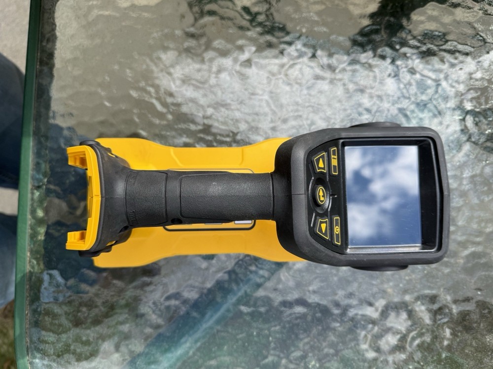 DEWALT-DCT419S1-Hand-Held-Scanner