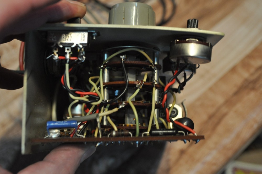 HEATHKIT IM-17 Analog Solid-State Voltmeter w/ Leads & Case VGC