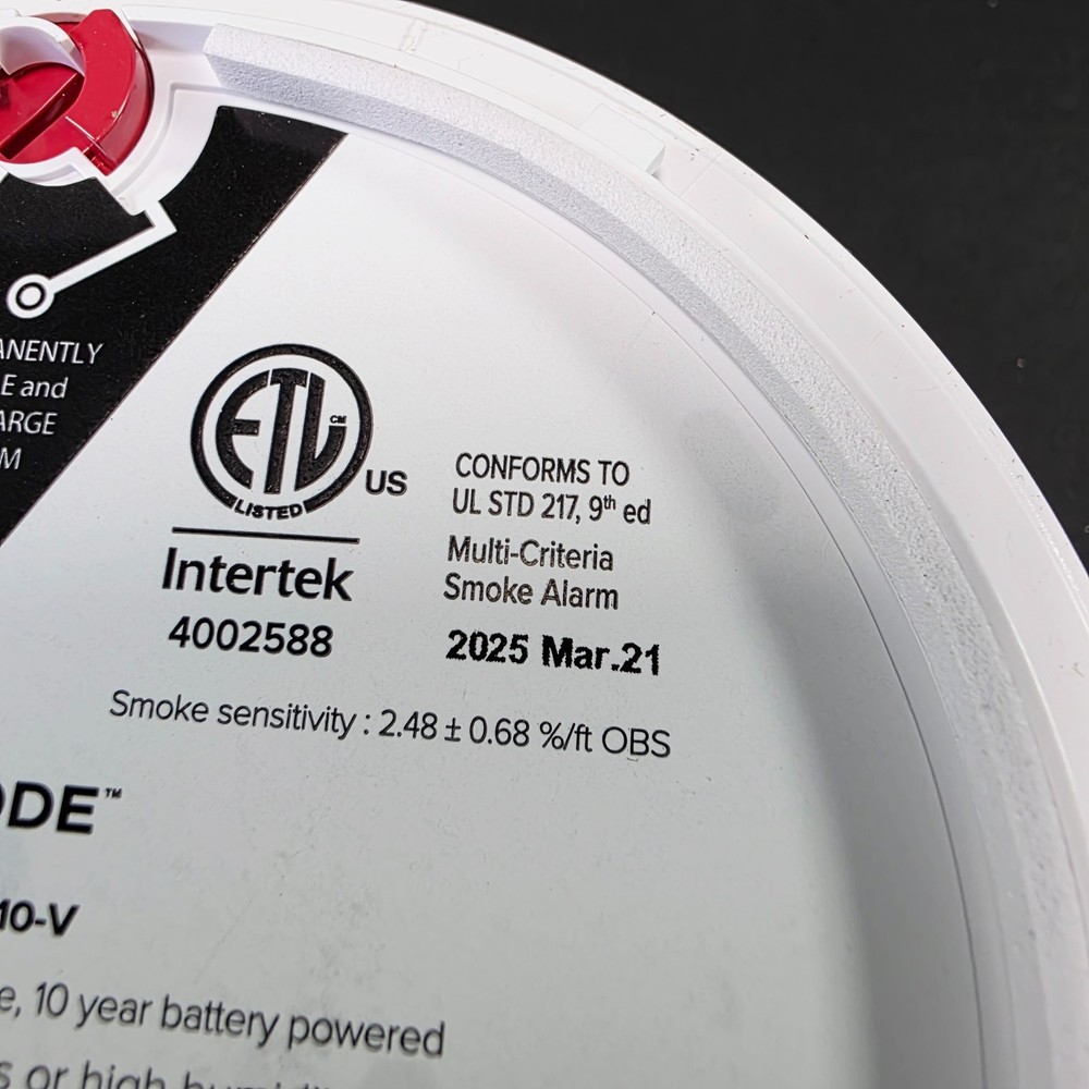 Universal Security Instruments 10-Year Battery Smoke Alarm 2025 Compact