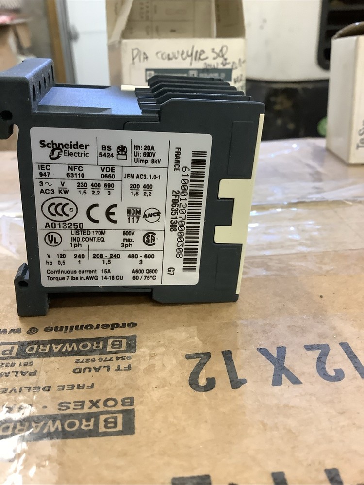 Telemecanique Contactor LC1K0610G7