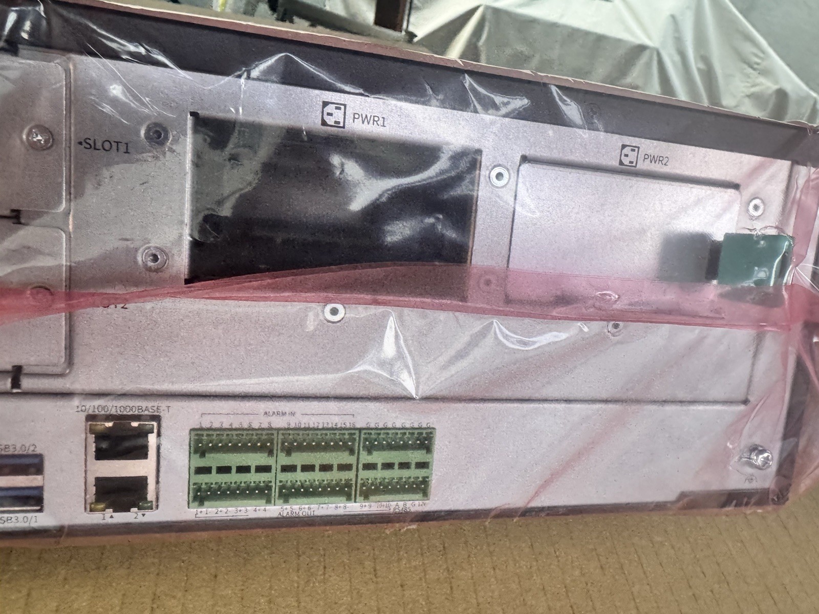 Uniview Tech 64 Channel NVR, NR6416x