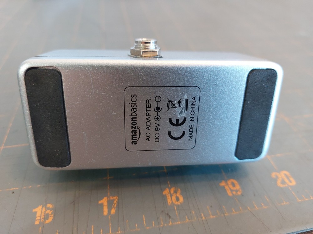 Amazon Basics Mini Compressor Electric Guitar Pedal