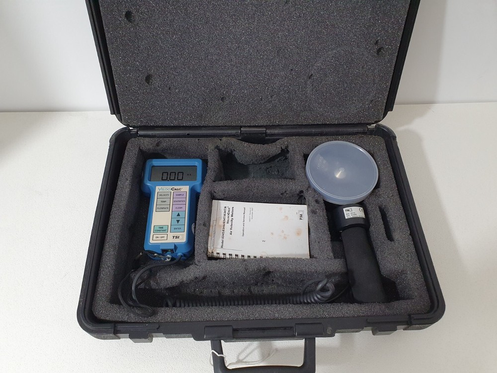 TSI model 8322 VelociCALC Plus Rotating Vane Anemometer w/ Large Vane Head