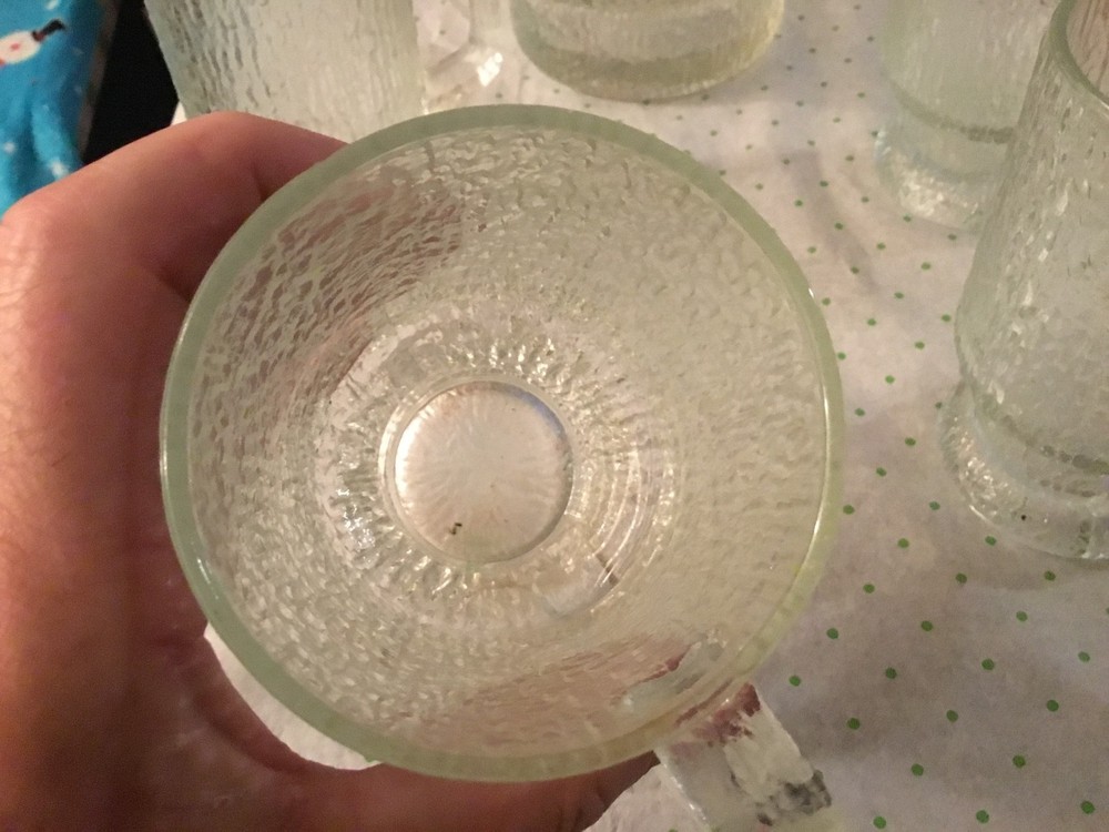 Glass pitcher and mug set