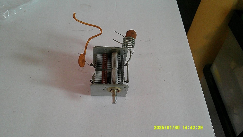 Vintage Halicrafters HT-40 Transmitter Plate Tuning Cap