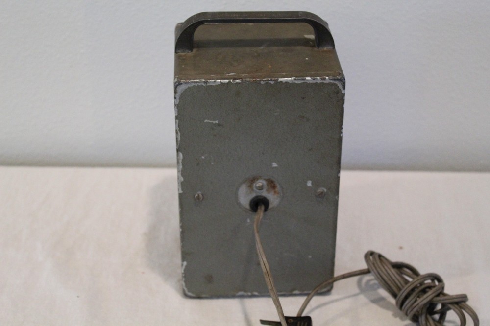 Heathkit Vacuum Tube Voltmeter Model V-7