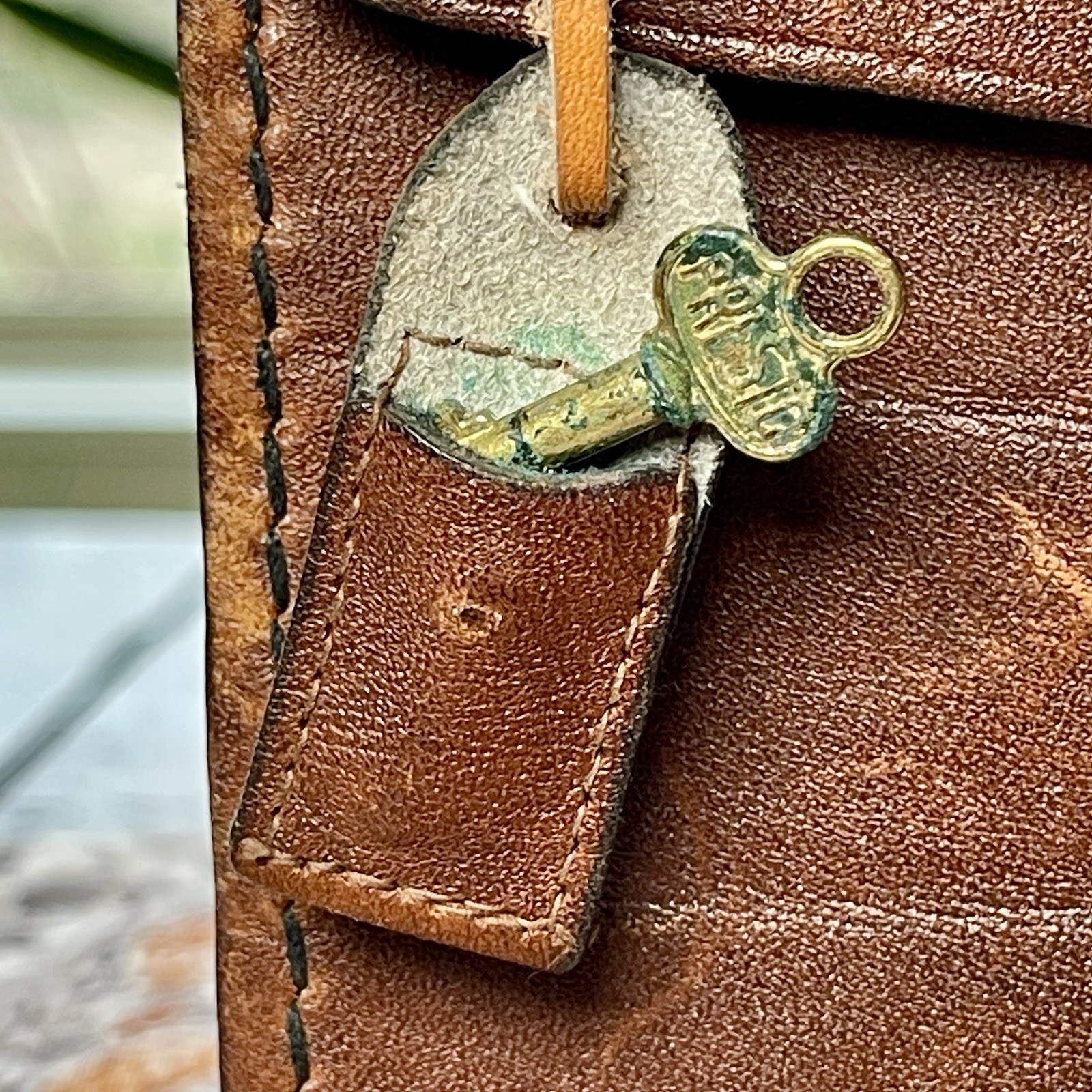 Vtg Bosca Travel Bar Set: Leather Case 2 Flasks Shot Glass Bottle Opener Stirrer