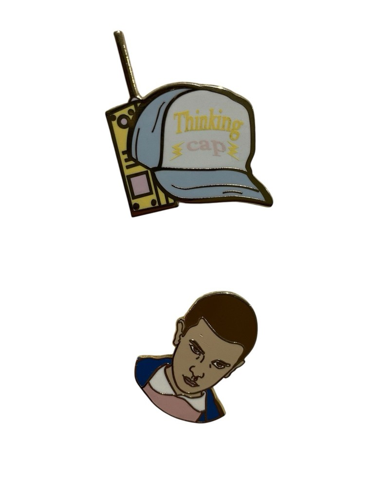 STRANGER THINGS PIN BADGES ELEVEN & DUSTIN