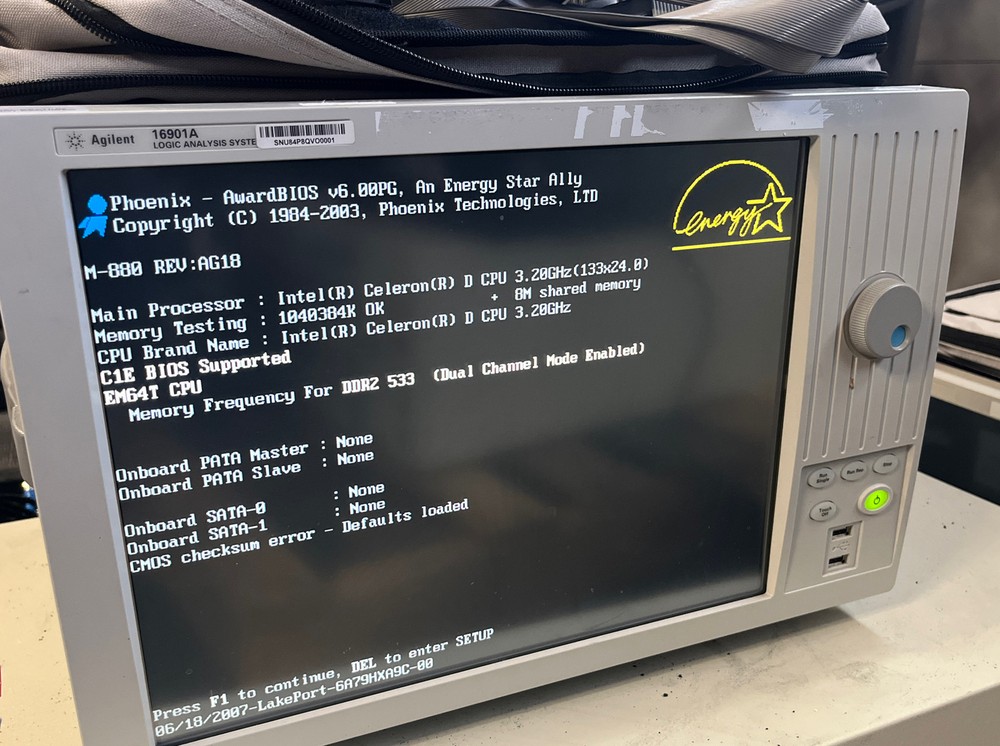 Agilent 16901A Logic Analysis System with Cables