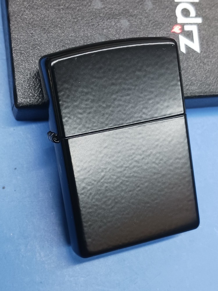 Zippo Licorice Matte 21064