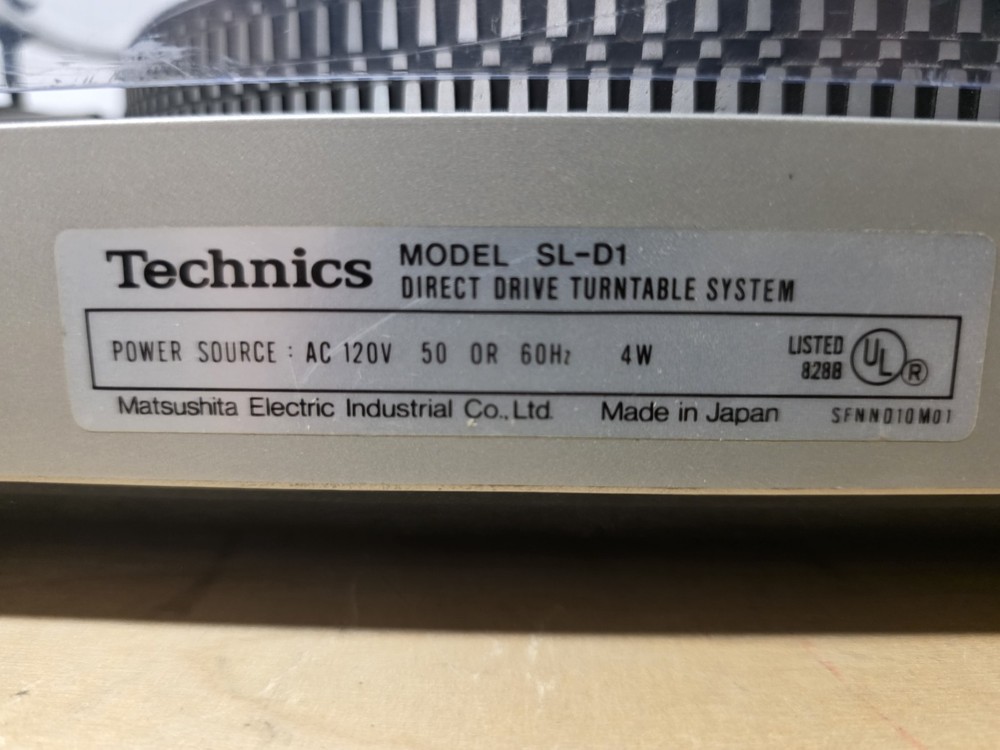 Technics SL-D1 Direct Drive Turntable System TESTED & WORKING NEEDS CARTRIDGE