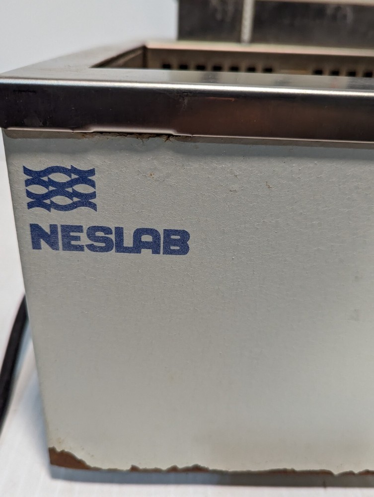 Neslab Instruments GP-200 Temperature Bath And Regulator
