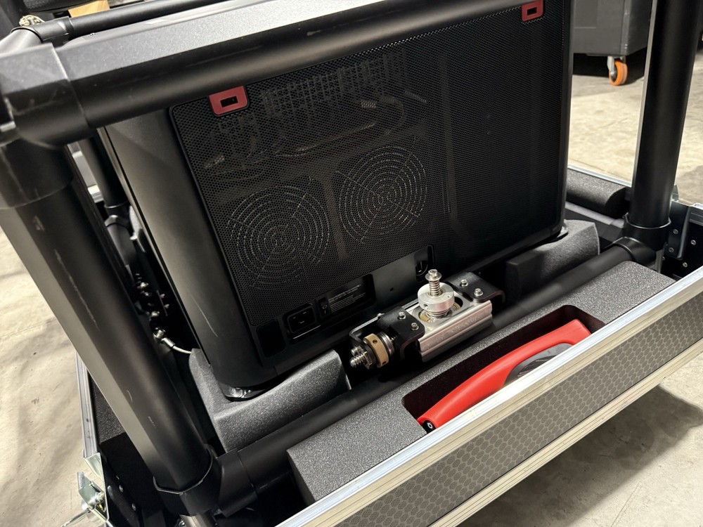 Barco UDM-W22 Laser Projector