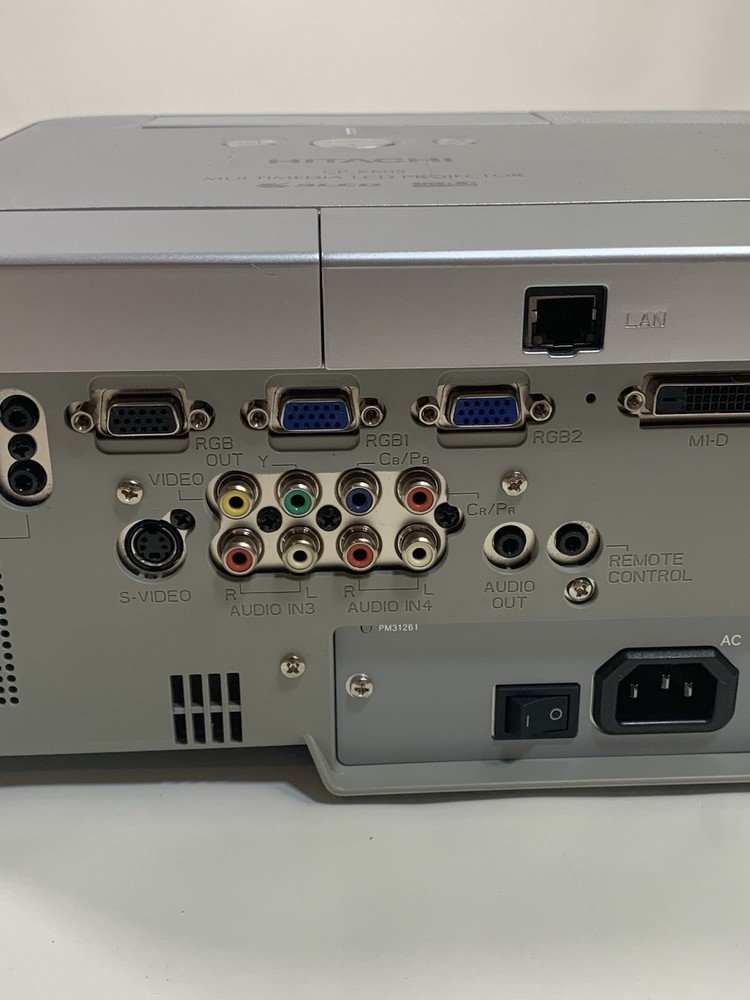 Hitachi CP-X605 Multimedia LCD Projector AS-IS Tested