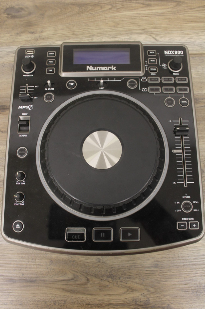 Numark NDX 800 Professional MP3 CD Player