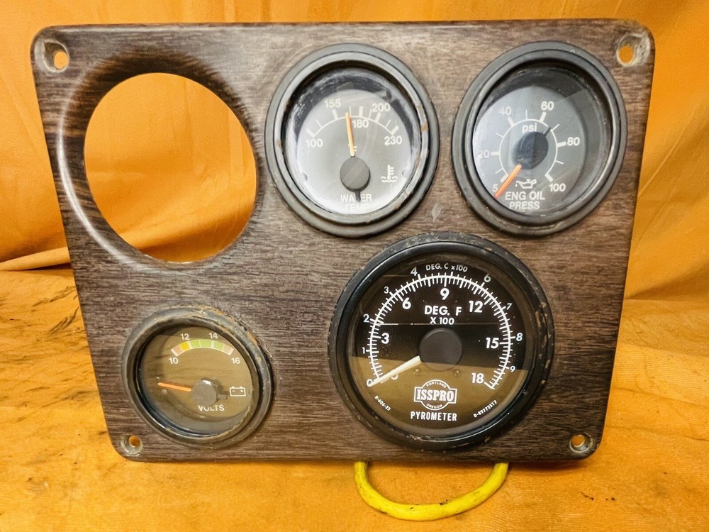 Freightliner FLD120 Gauge Cluster