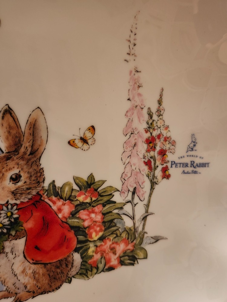 ZRIKE PETER RABBIT BEATRIX POTTER SERVING PLATTER CERAMIC EASTER SCALLOPED EDGE