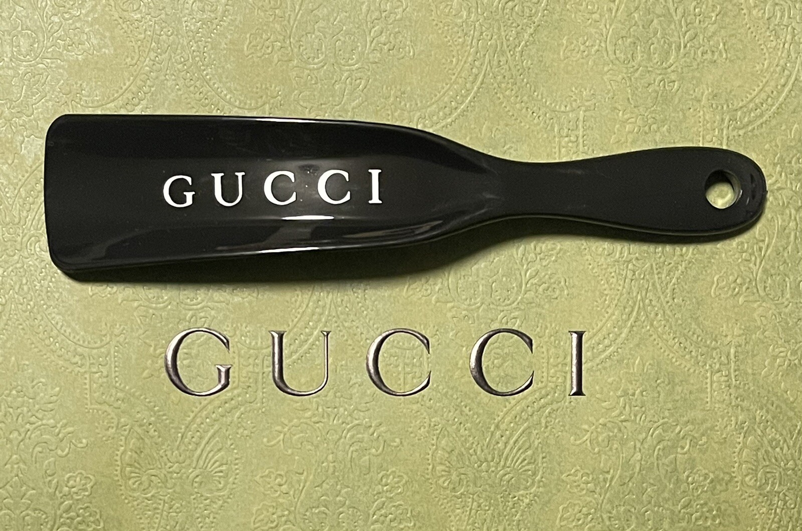 GUCCI Shoe Horn 7" Designer Logo - Black Heavy Plastic NEW In Wrapper