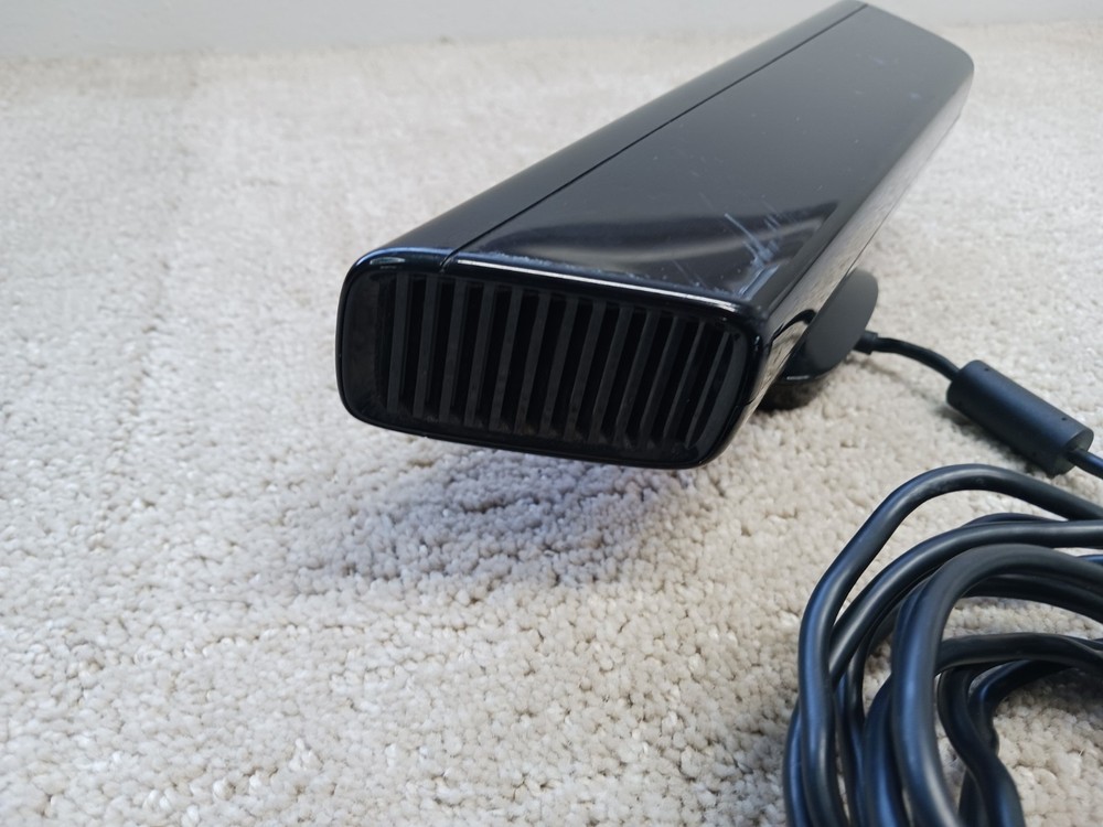 Xbox 360 Kinect Sensor Bar Microsoft x box black