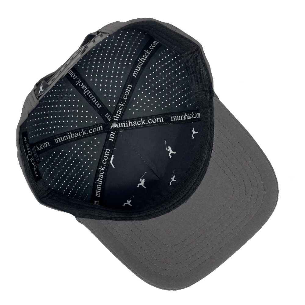 "Muni" - Funny Golf Hat - Charcoal - Adjustable