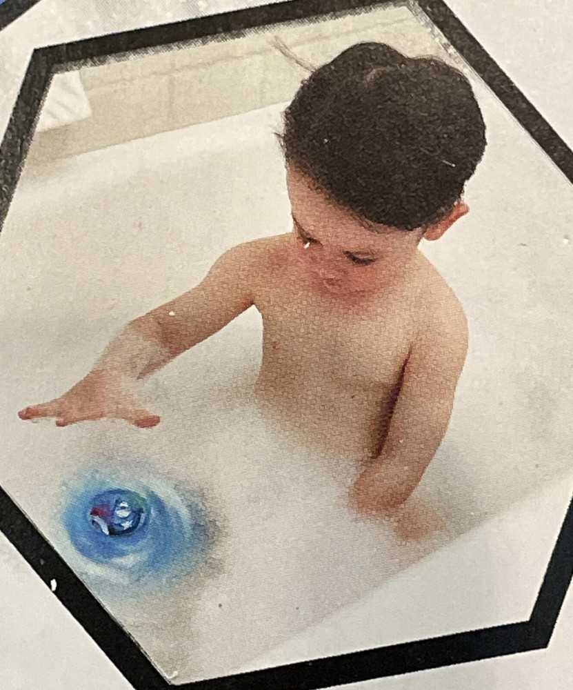 Marvel Avengers Flowing Bath Spinners 2Pack Ages 3+