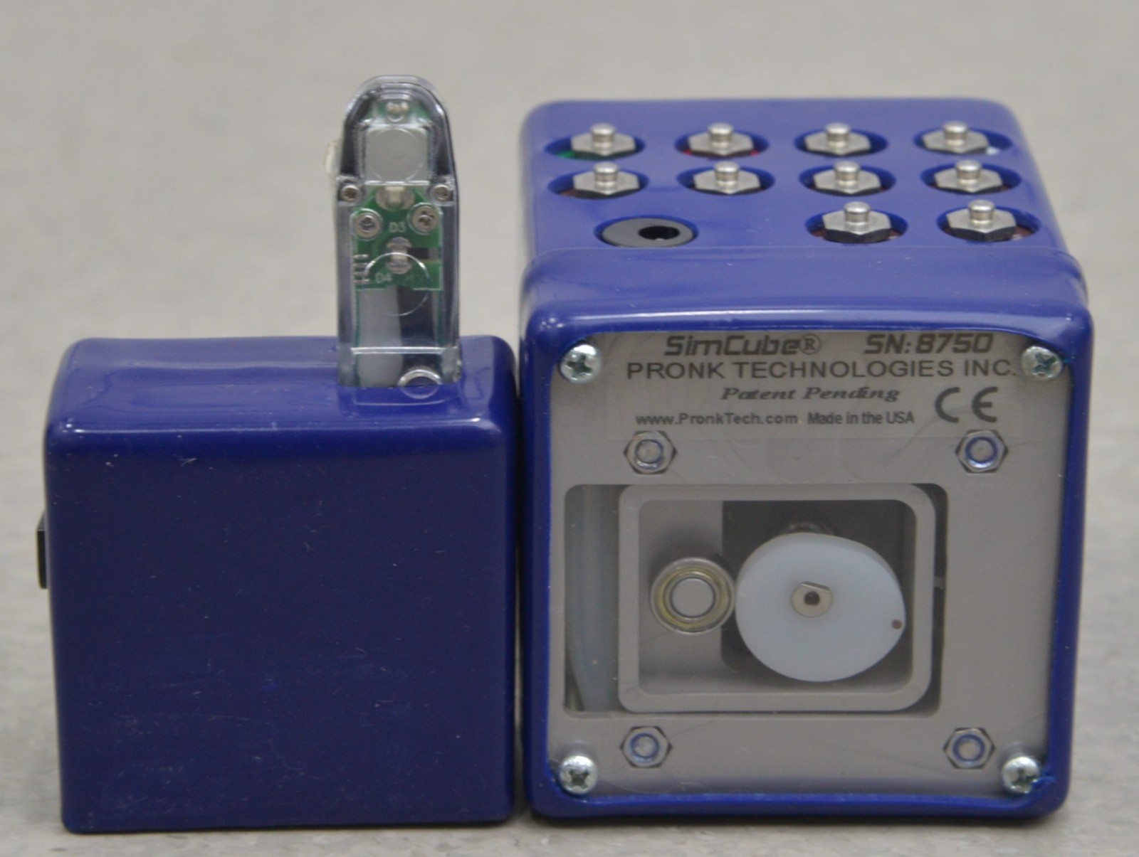 Pronk Technologies Optical Pulse Oximeter Simulator w/ SimCubeSC-5 & Accessories