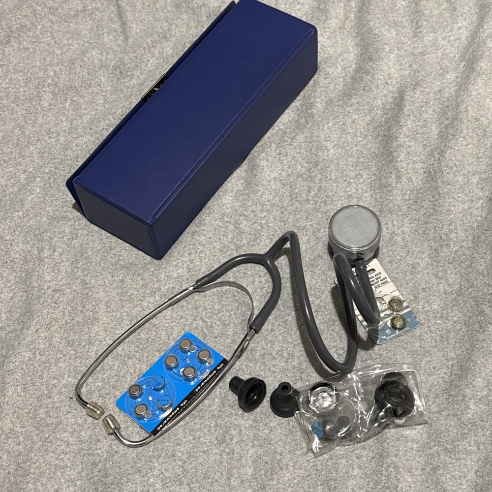 LABTRON ELECTROMAX ELECTRONIC STETHOSCOPE 04-1060 + CASE Tested & Working